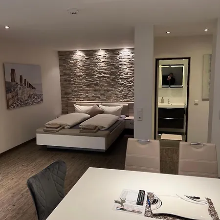 Augustaplatz Apartamento *